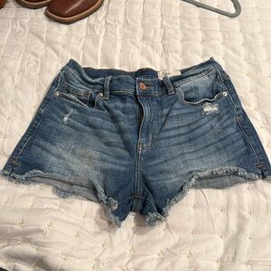 Cosmic Blue Love denim shorts. Sx 30